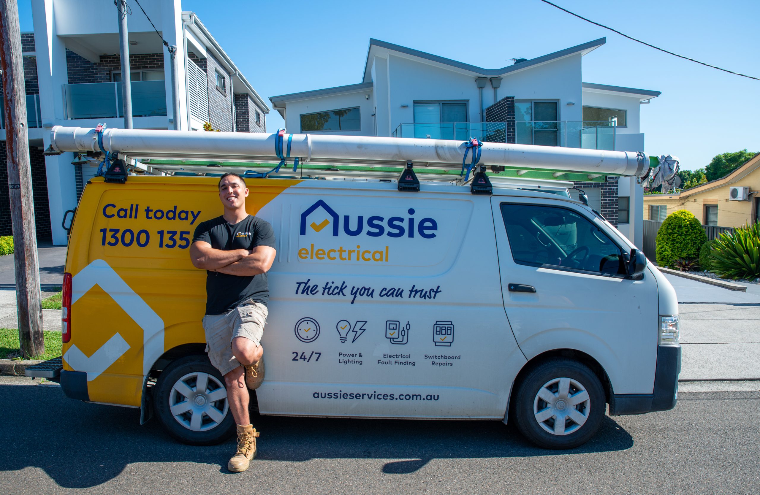 Aussie Electrical and Plumbing providing electrical services.